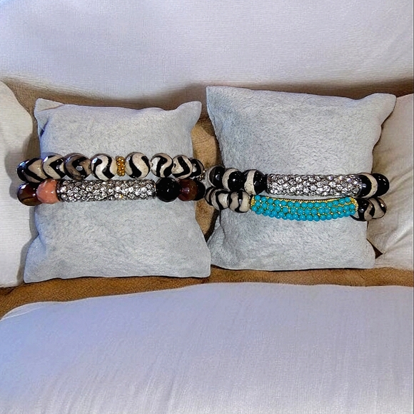 Tibetan Black & White Zebra Agate Stones - Set Of 4 Bracelets - Picture 4 of 12